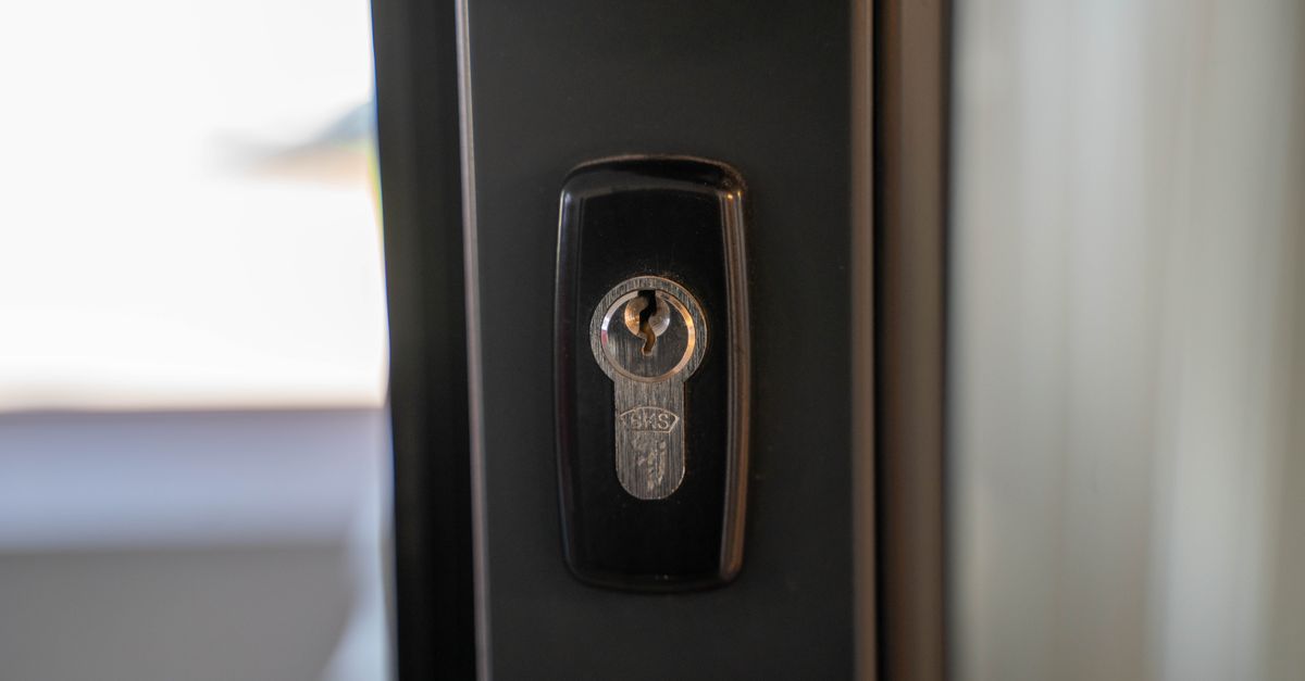Can Your NYC Landlord Refuse to Rekey Your Lock? — Sheepshead Bay Locksmith Brooklyn